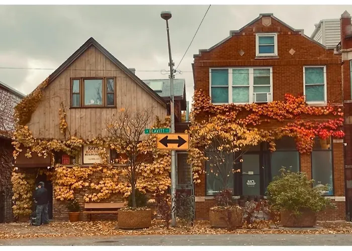 Ray's Bucktown Bed & Breakfast Chicago