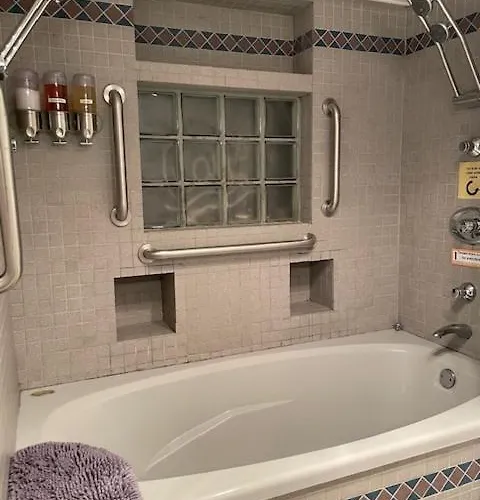 Bed & Breakfast Ray's Bucktown 3*