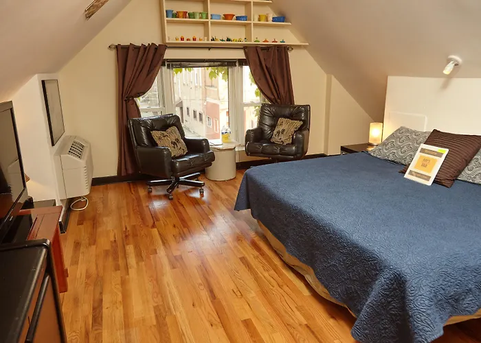 Bed & Breakfast Ray's Bucktown 3*