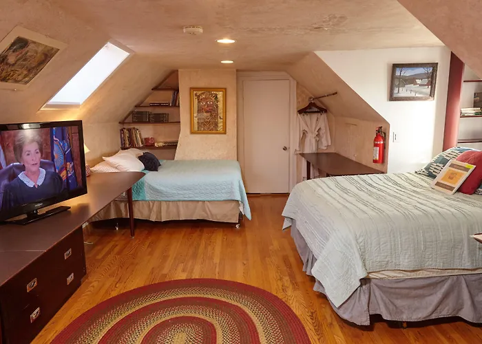 Ray's Bucktown 3* Chicago