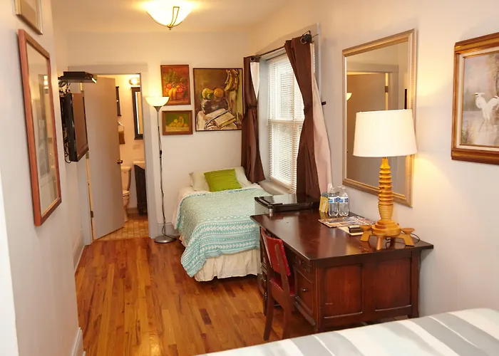 Bed & Breakfast Ray's Bucktown