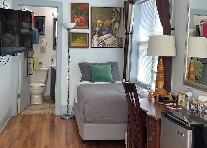 Bed & Breakfast Ray's Bucktown Chicago